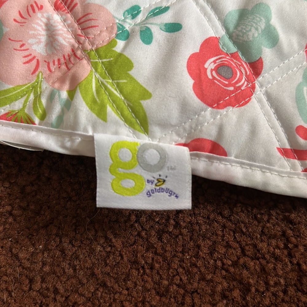 Floral neck support insert for car seat - Picture 2 of 4